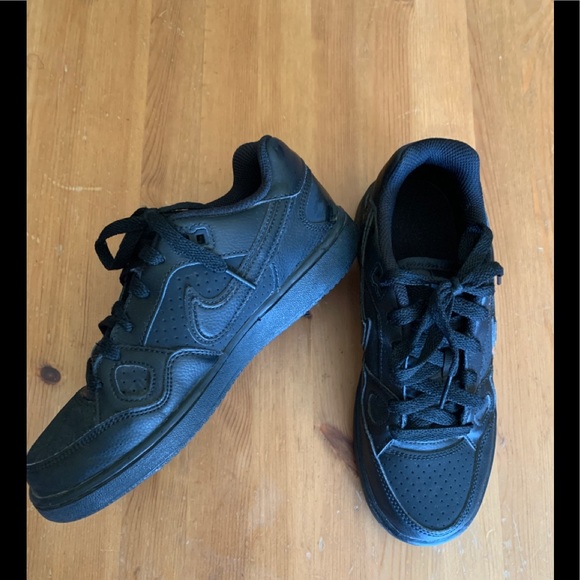 Shoes - Picture 3 of 3